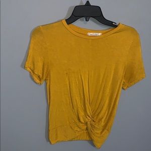 Heart hips crop tee